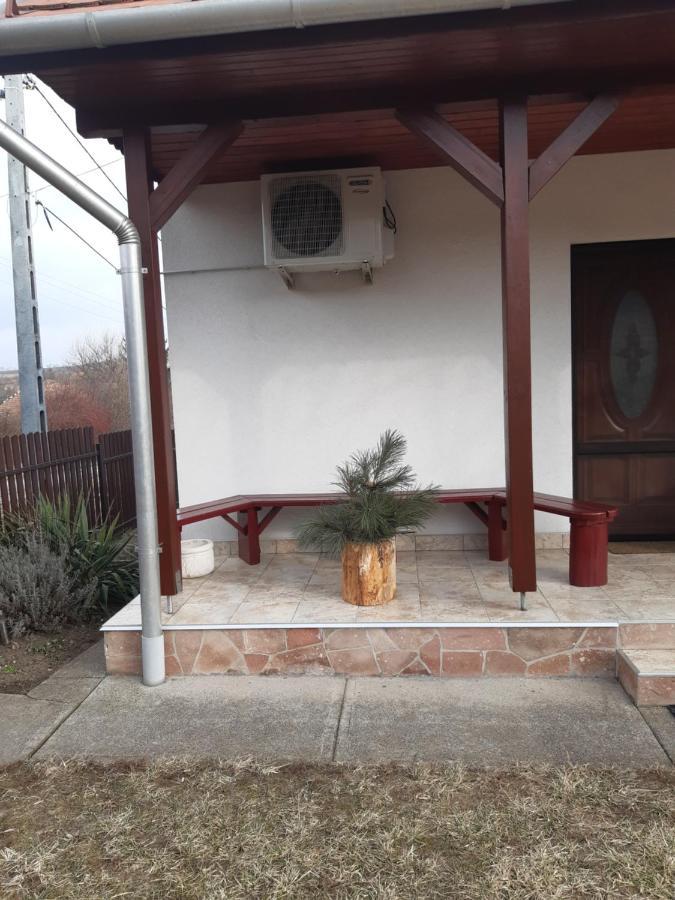 Hotel Matyasmadar Vendeghaz Tard Exterior foto