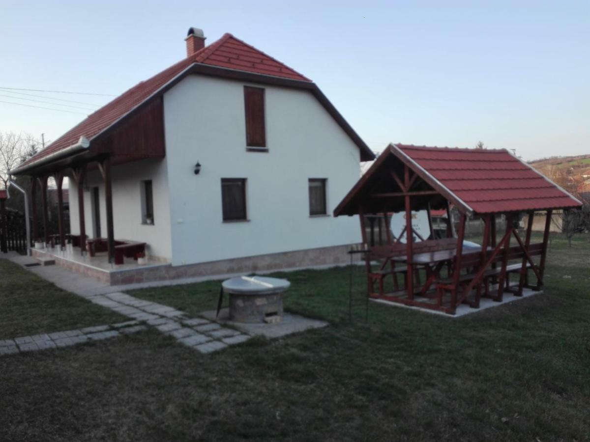Hotel Matyasmadar Vendeghaz Tard Exterior foto
